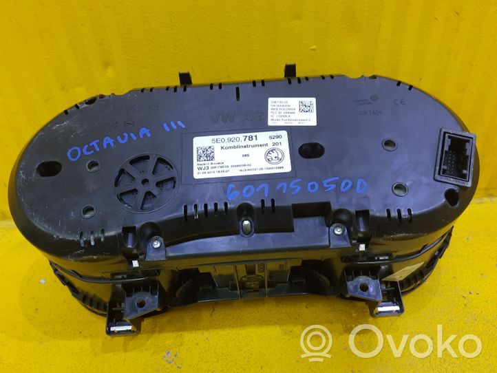Skoda Octavia Mk3 (5E) Tachimetro (quadro strumenti) 5E0920781