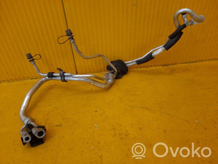 Land Rover Evoque I Tubo flessibile aria condizionata (A/C) GJ3219A834AF