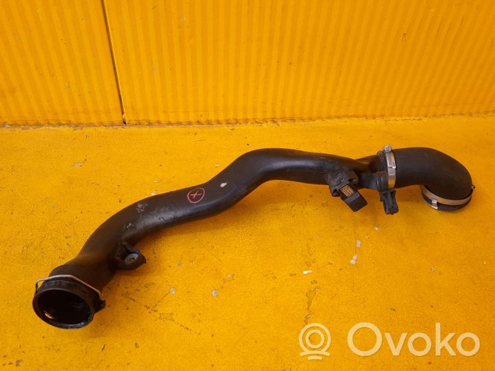 Volkswagen Tiguan Intercooler hose/pipe 1K0145770R