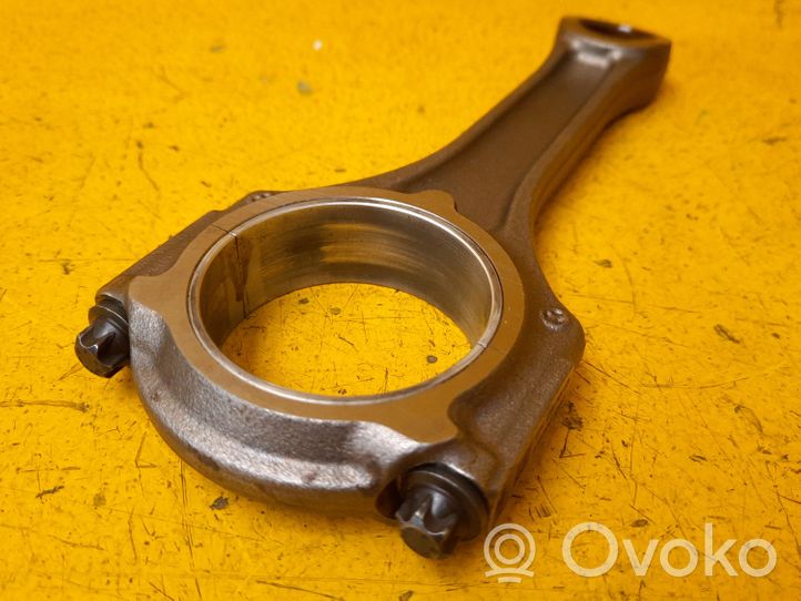 Mercedes-Benz A W176 Piston A13300