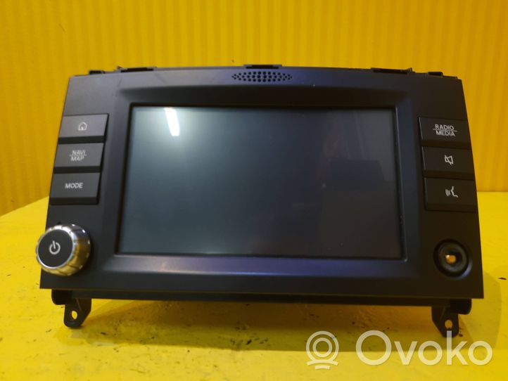 Mercedes-Benz Vito Viano W447 Mascherina unità principale autoradio/GPS A4478201101