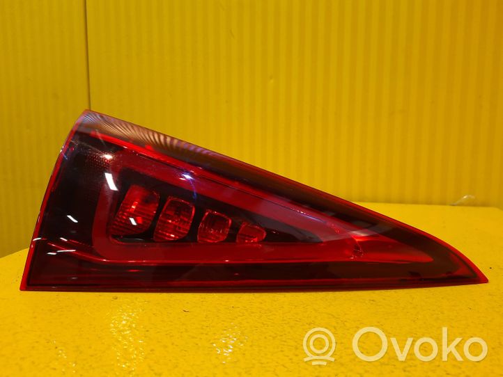 Mercedes-Benz GLE W167 Lampa tylna A1679062700