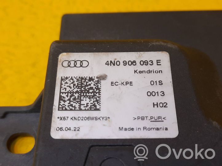 Audi A8 S8 D5 Degalų (kuro) siurblio valdymo blokas 4N0906093E