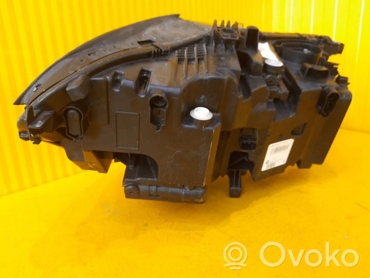 BMW X5 G05 Lampa przednia 9481783