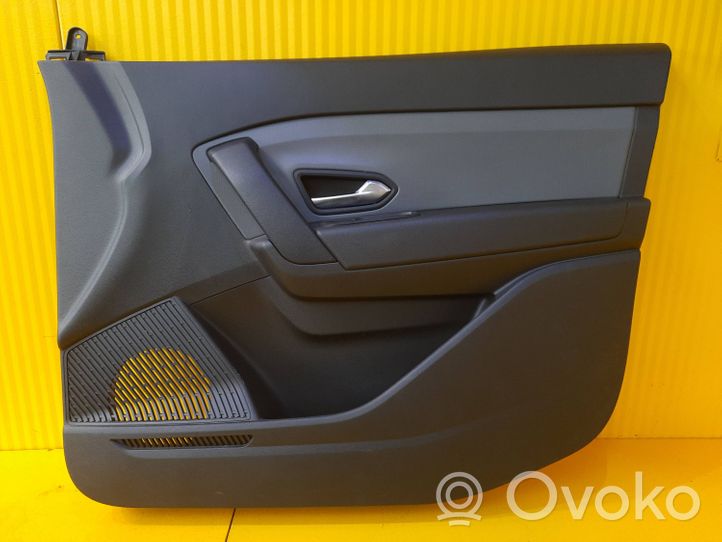 Renault Express Rivestimento del pannello della portiera anteriore 809003195R