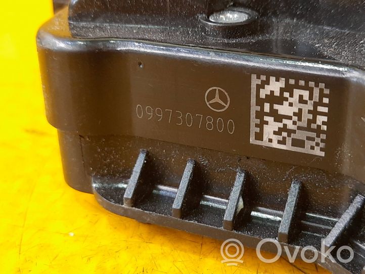 Mercedes-Benz GLE W167 Zamek drzwi tylnych A0997602202