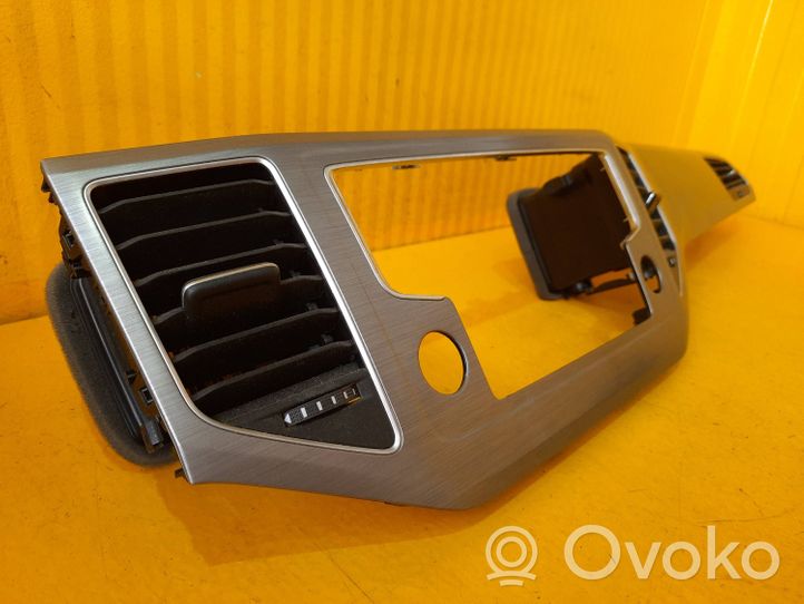 Volkswagen Golf Sportsvan Copertura griglia di ventilazione cruscotto 517819703A