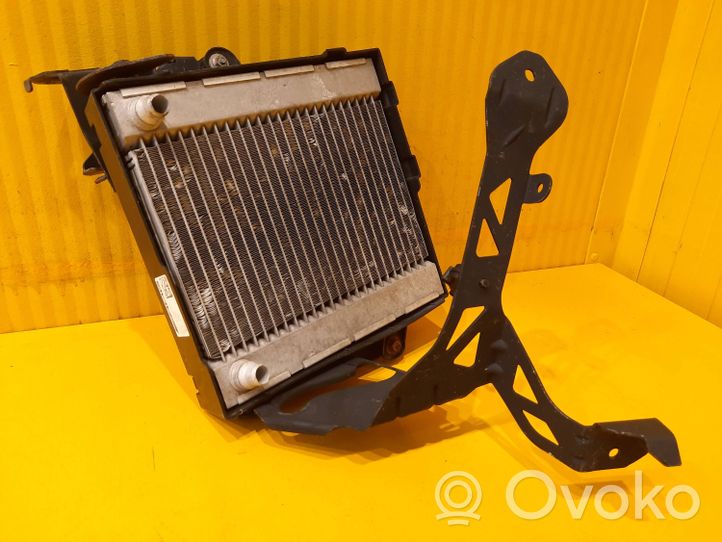 Mercedes-Benz A W176 Radiateur de refroidissement A1765000900