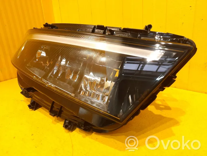 Opel Astra L Phare frontale 9840159780