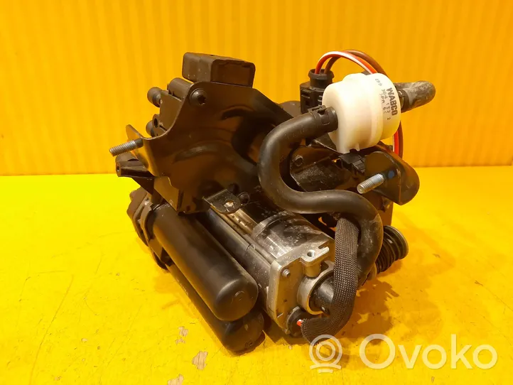 Audi Q7 4M Compressore/pompa sospensioni pneumatiche 4M0616005H