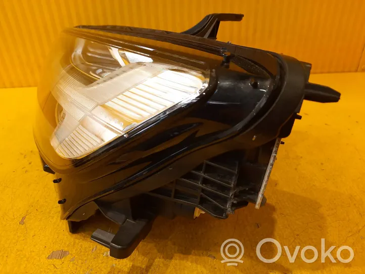 Volvo V60 Phare frontale 