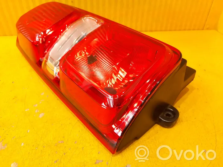 Opel Vivaro Takavalot 9608243180