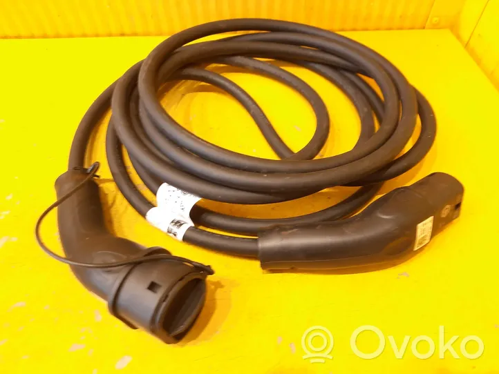 Audi A8 S8 D5 Kabel do ładowania samochodu elektrycznego 4N0971675E