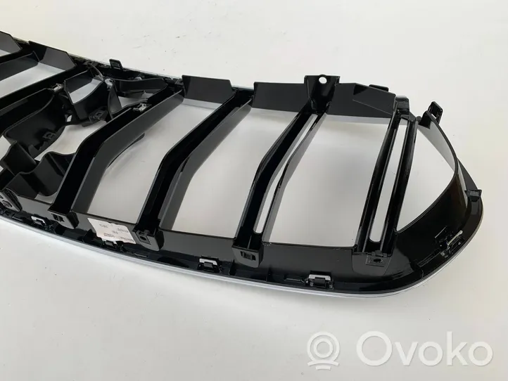 Maserati Levante Oberes Gitter vorne 670163787