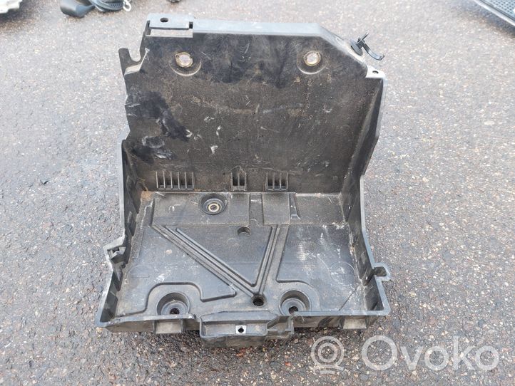 Renault Kangoo II Boîte de batterie 648944878R