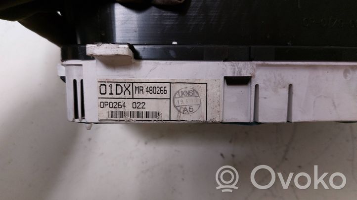 Mitsubishi Carisma Tachimetro (quadro strumenti) MR480266