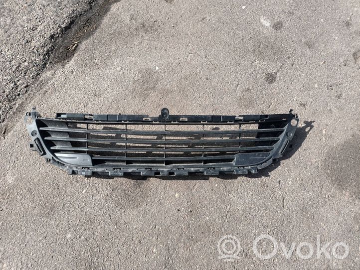 Citroen C4 II Front bumper lower grill 