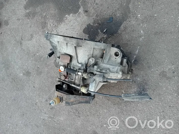 Renault Master II Manual 6 speed gearbox 8200546196