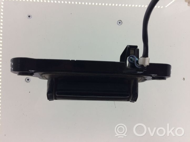 Toyota Avensis Verso Tailgate/trunk/boot exterior handle 