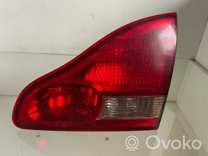 Toyota Avensis Verso Tailgate rear/tail lights 