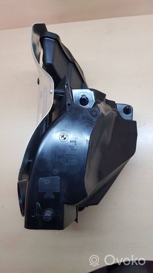 BMW 4 G22 G23 G24 G26 Staffa faro/fanale 8635100