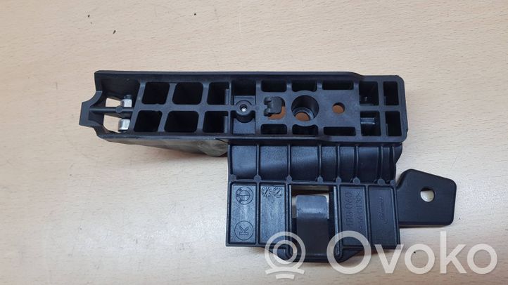 8488060 BMW 3 G20 G21 Other engine bay part, 50.00 € | RRR 