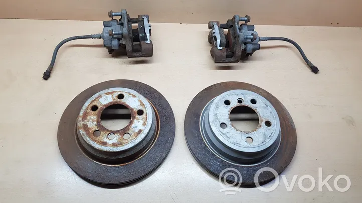 BMW 4 F32 F33 Set dischi freno e pinze 