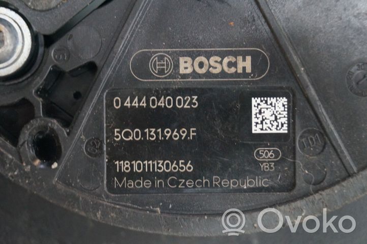 Volkswagen PASSAT B8 Zbiornik płynu AdBlue 3Q0131877D