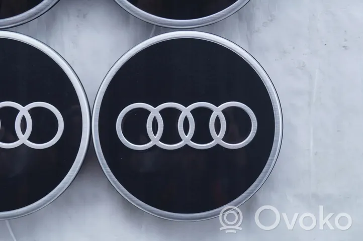 Audi A3 8Y Osłona nakrętki koła 