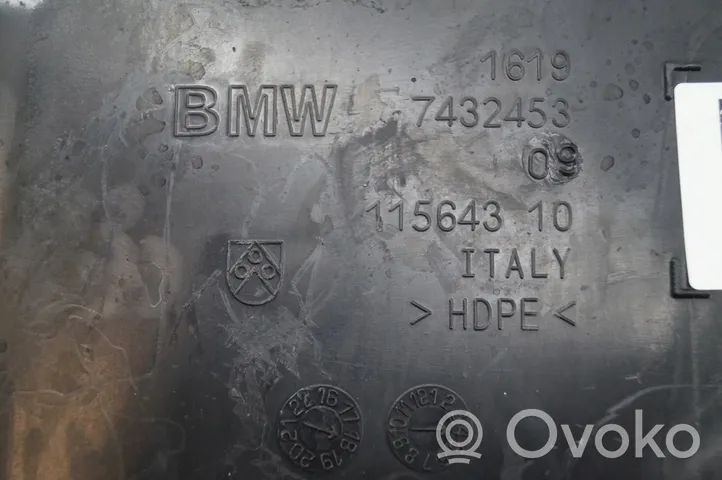 BMW M5 AdBlue šķidruma tvertne 7432453
