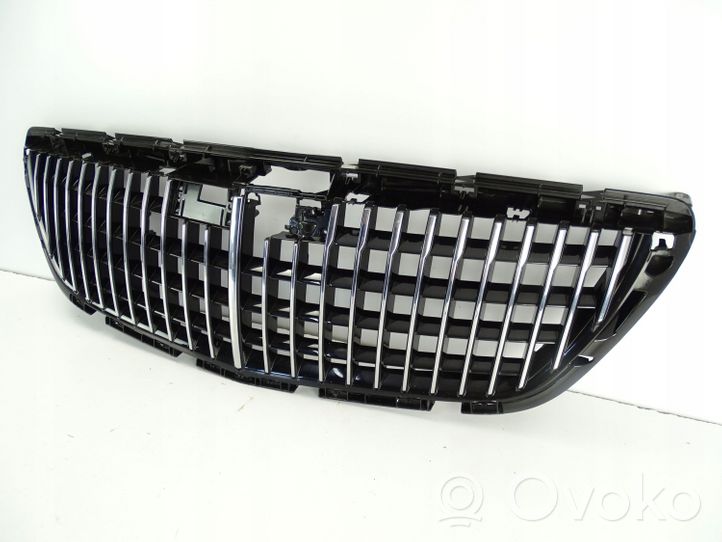 Mercedes-Benz S X222 Maybach Maskownica / Grill / Atrapa górna chłodnicy A2228805202