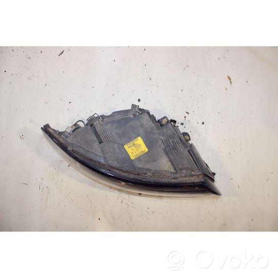 Volvo V50 Lampa przednia 30698886