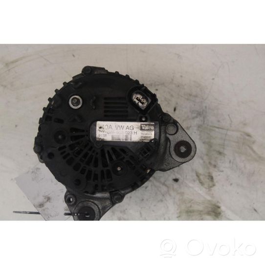 Audi A4 S4 B7 8E 8H Generatore/alternatore 