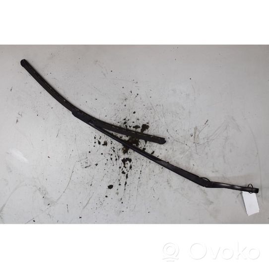 Audi A6 Allroad C6 Front wiper blade arm 