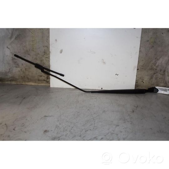 Opel Mokka Front wiper blade arm 