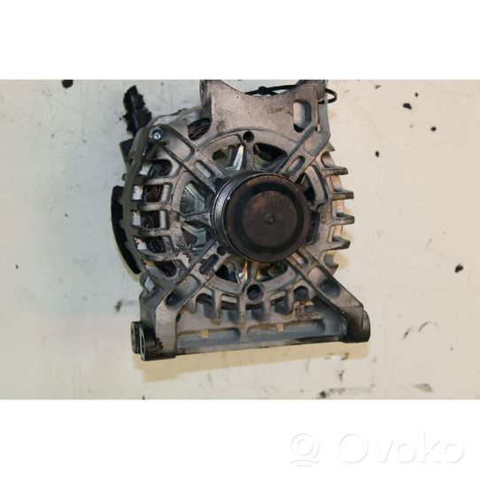 Mercedes-Benz B W245 Alternador 