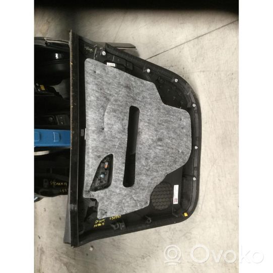 Opel Mokka Rivestimento del pannello della portiera anteriore 