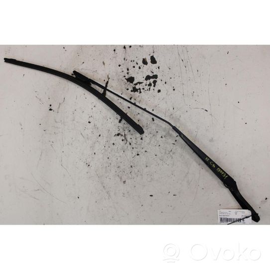 Volvo C70 Front wiper blade arm 