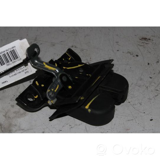 Audi A4 S4 B5 8D Blocco chiusura del portellone 