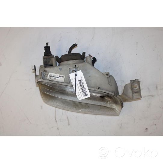 Fiat Punto (176) Lampa przednia 