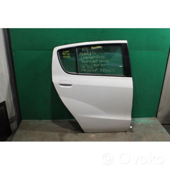 Daihatsu Cuore Rear door 