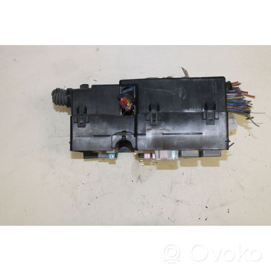 Ford C-MAX II Module de fusibles 