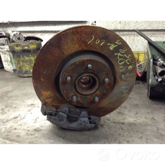 Ford Focus C-MAX Front wheel hub 