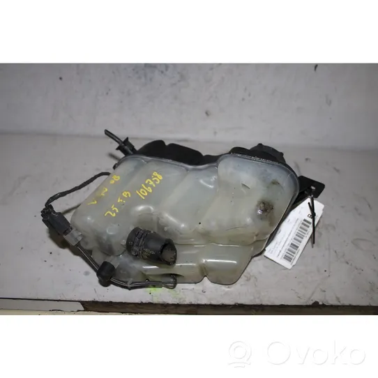 Volvo V70 Vase d'expansion / réservoir de liquide de refroidissement 31200322