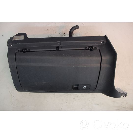 Volkswagen Golf VI Glove box 