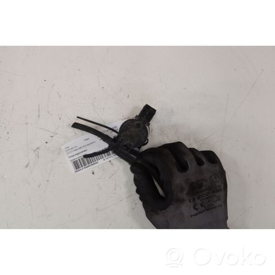 Volvo XC60 Windscreen/windshield washer pump 