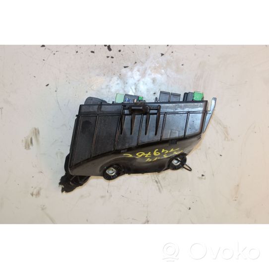 Audi A3 S3 8V Module de fusibles 