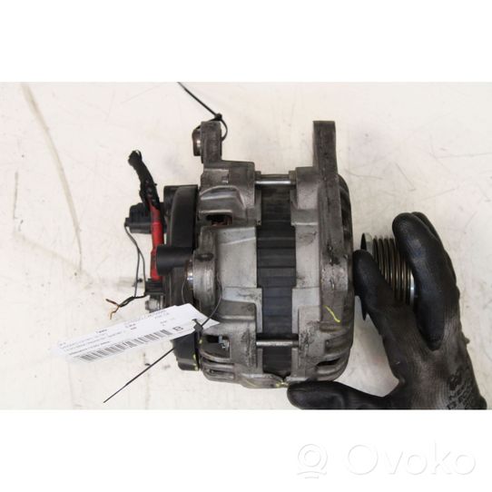 Dacia Sandero Generatore/alternatore 