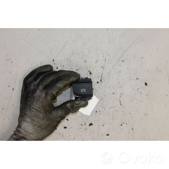 Audi Q2 - Hand brake release handle 