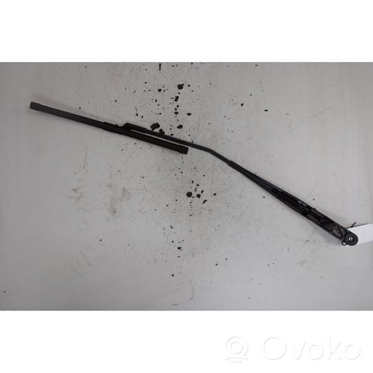 Skoda Fabia Mk3 (NJ) Front wiper blade arm 